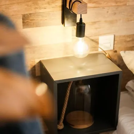 Somontano 1 4 Pax Balcon * Zaragoza