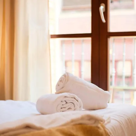 Somontano 1 4 Pax Balcon Apartment