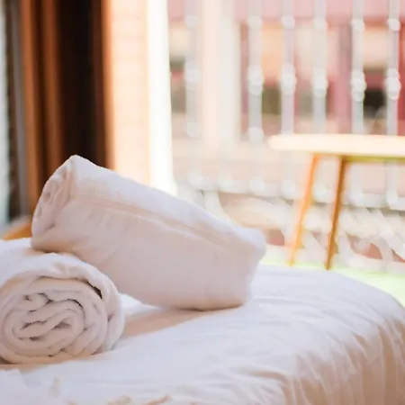 Somontano 1 4 Pax Balcon Daire Zaragoza