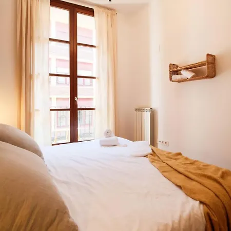 Somontano 1 4 Pax Balcon Daire Zaragoza