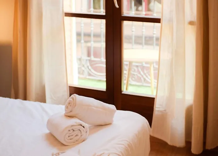 Somontano | 1 | 4 Pax | Balcon Апартаменты *