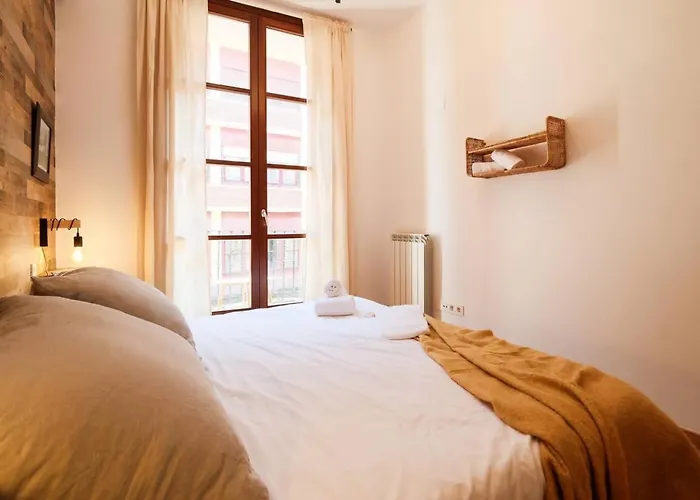 Somontano | 1 | 4 Pax | Balcon Апартаменты Сарагоса