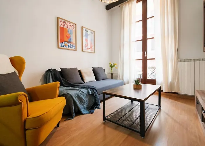 Somontano | 1 | 4 Pax | Balcon Сарагоса