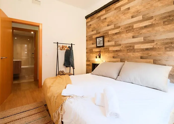 Somontano | 1 | 4 Pax | Balcon Апартаменты *